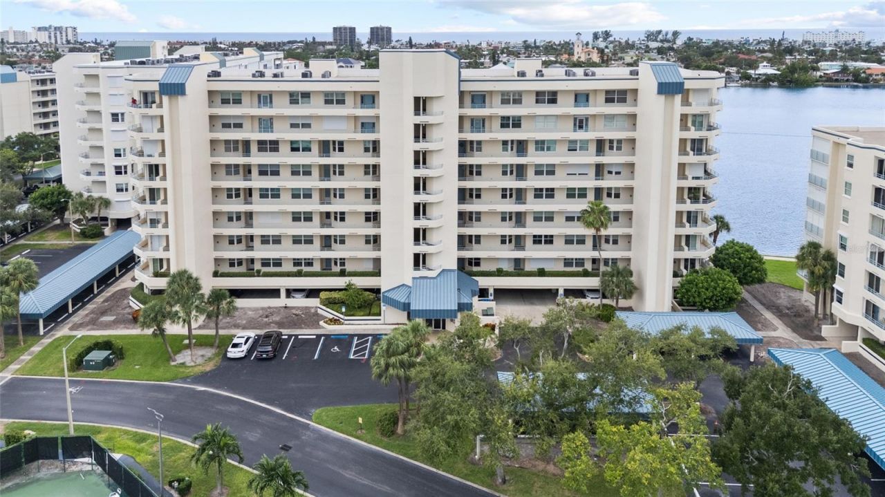 7974 Sailboat Key Boulevard S, Unit 408, South Pasadena, FL 33707 Photo