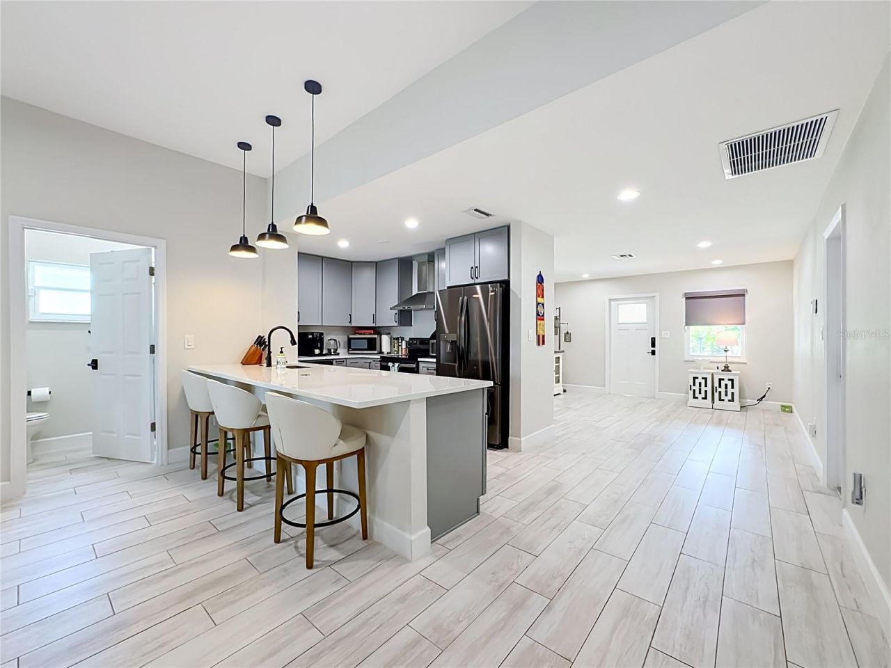 6835 Georgia Avenue, Bradenton, FL 34207 Photo
