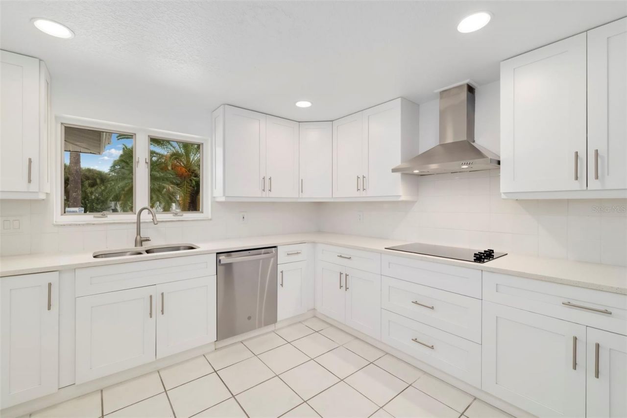 708 Garfield Drive, Sarasota, FL 34236 Photo