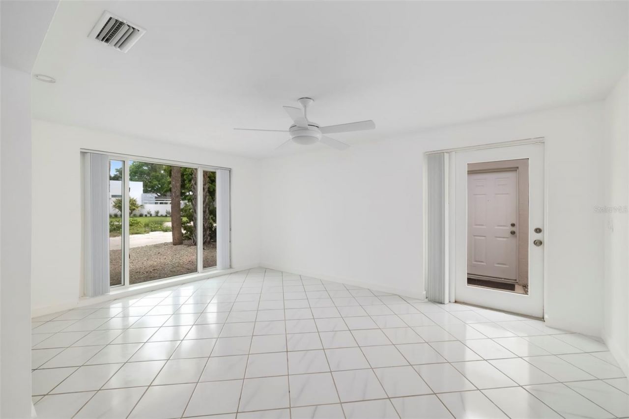 708 Garfield Drive, Sarasota, FL 34236 Photo