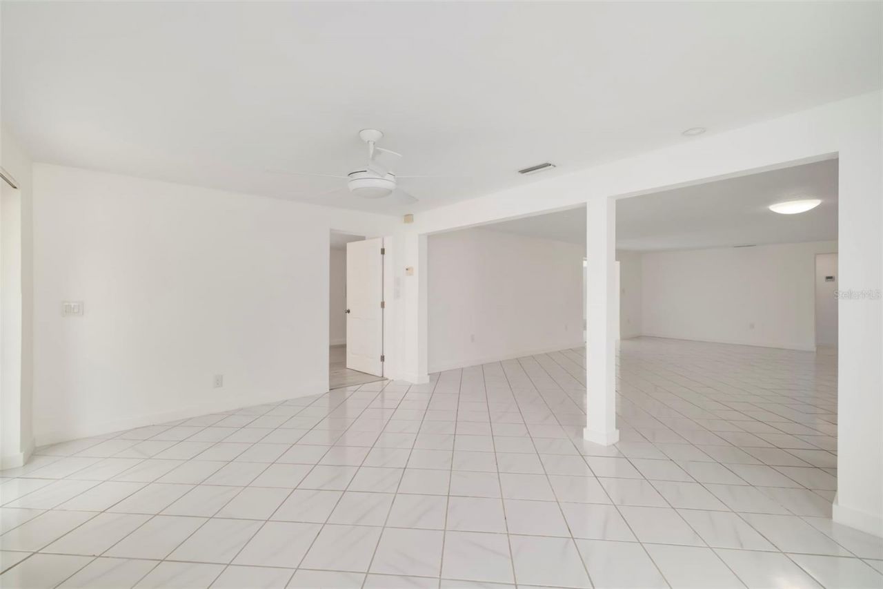708 Garfield Drive, Sarasota, FL 34236 Photo