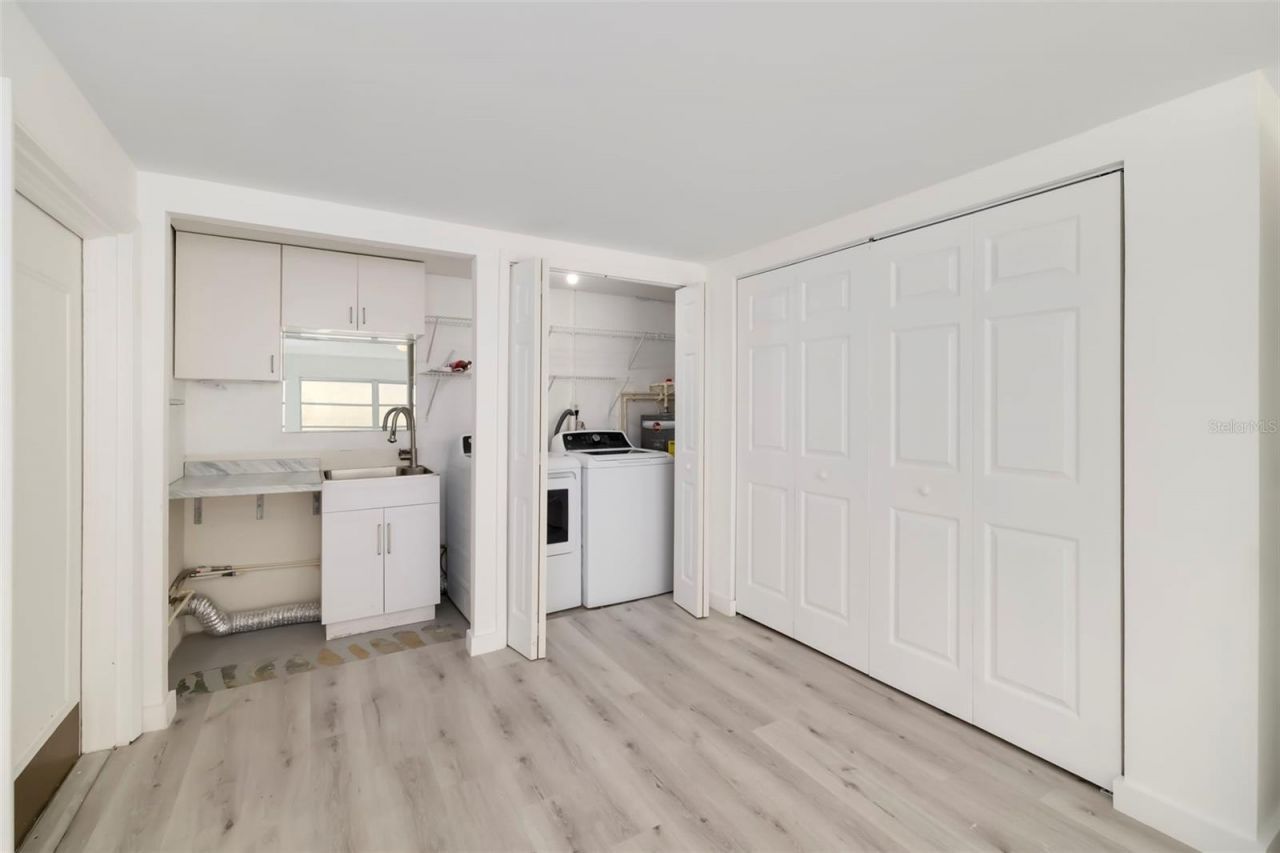 708 Garfield Drive, Sarasota, FL 34236 Photo