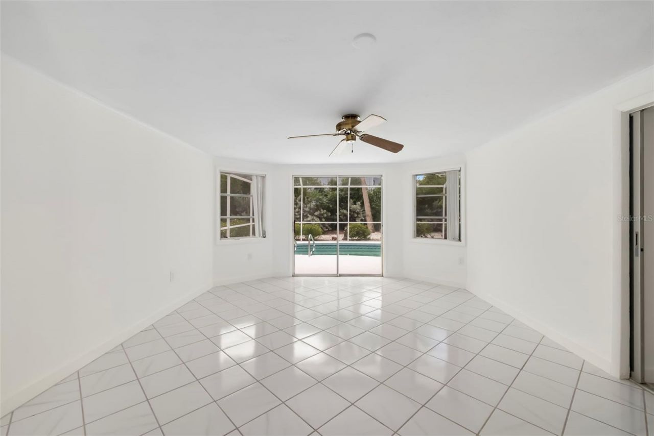 708 Garfield Drive, Sarasota, FL 34236 Photo