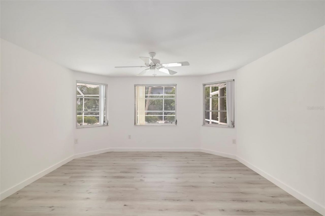 708 Garfield Drive, Sarasota, FL 34236 Photo