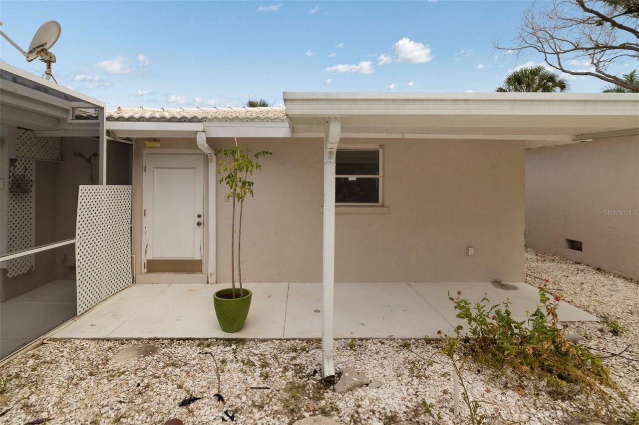 708 Garfield Drive, Sarasota, FL 34236 Photo