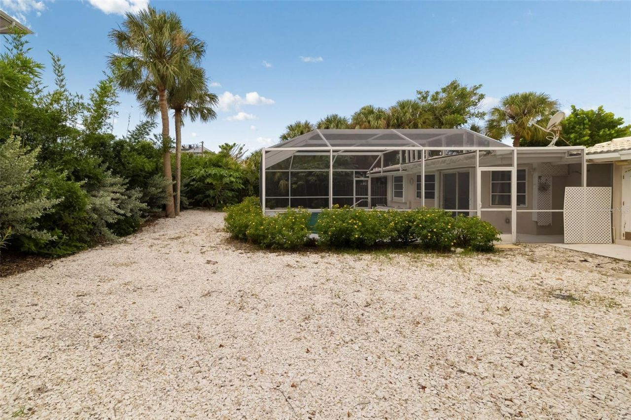 708 Garfield Drive, Sarasota, FL 34236 Photo