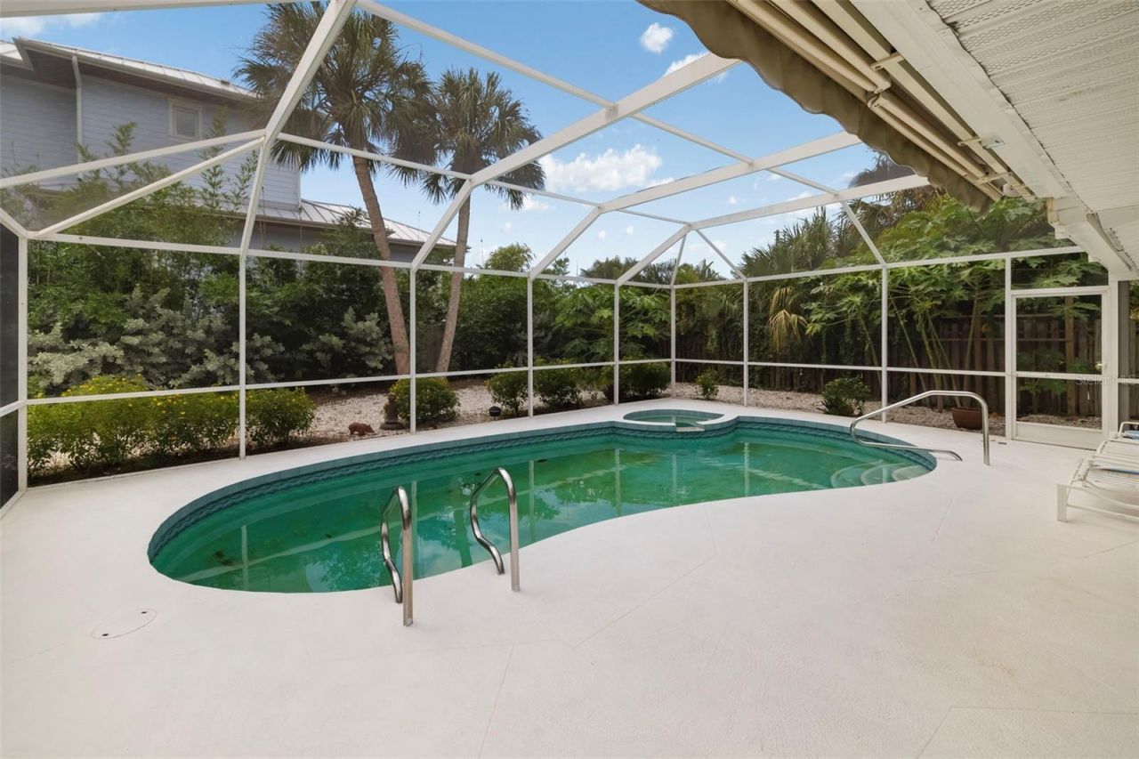 708 Garfield Drive, Sarasota, FL 34236 Photo