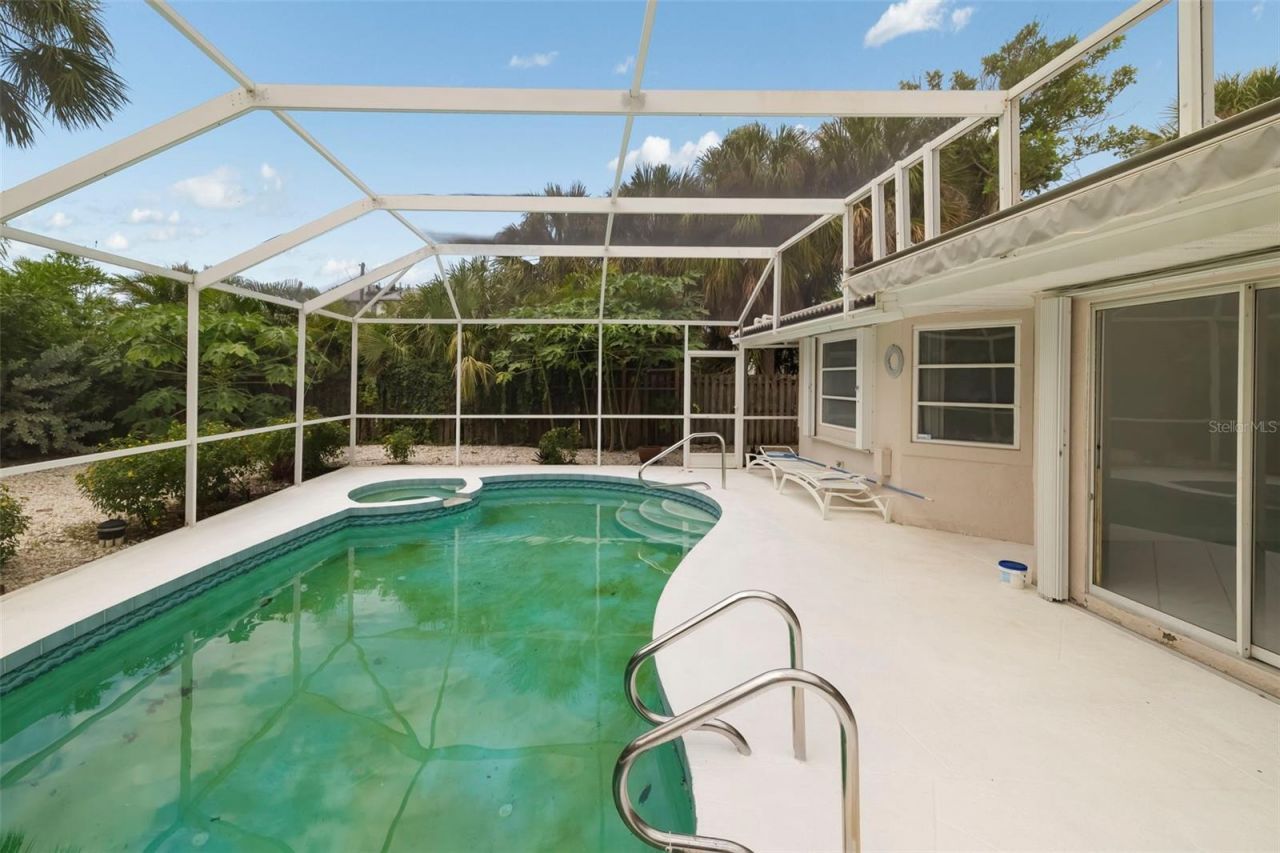 708 Garfield Drive, Sarasota, FL 34236 Photo