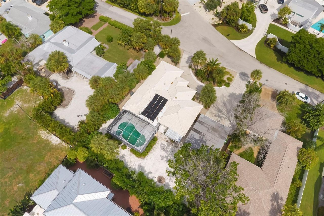 708 Garfield Drive, Sarasota, FL 34236 Photo
