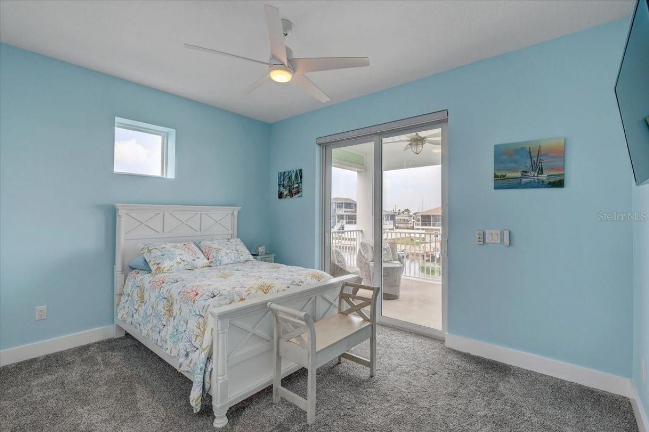 4389 5th Isle Drive, Hernando Beach, FL 34607 Photo