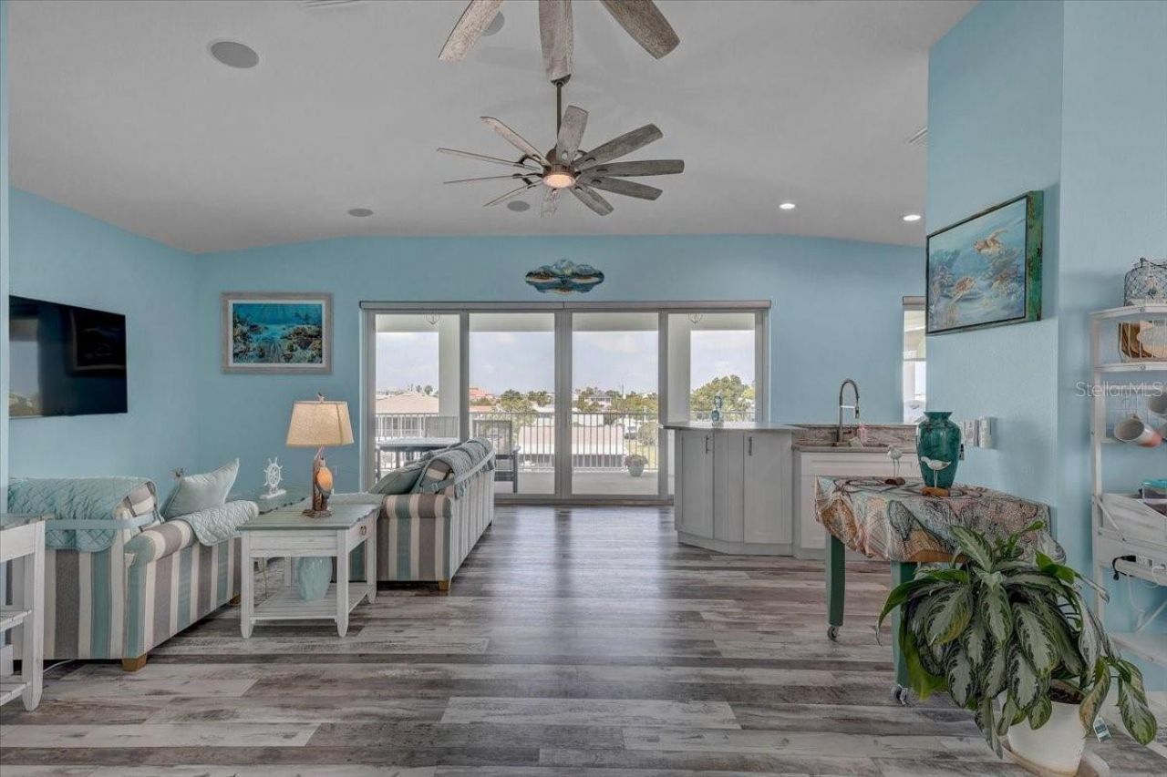 4389 5th Isle Drive, Hernando Beach, FL 34607 Photo