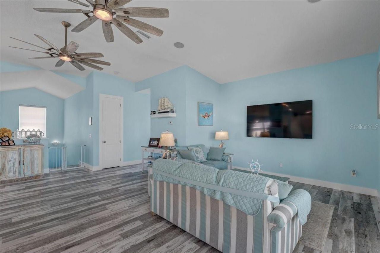 4389 5th Isle Drive, Hernando Beach, FL 34607 Photo