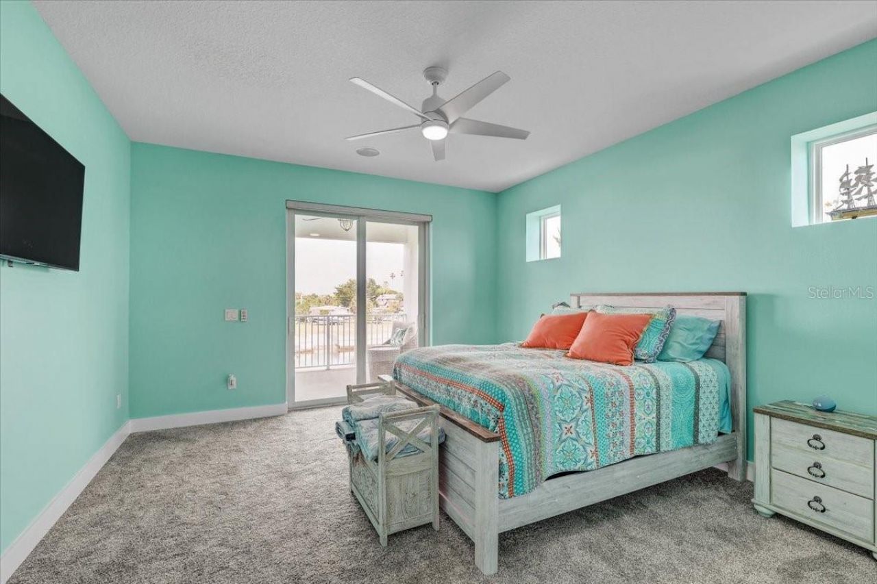 4389 5th Isle Drive, Hernando Beach, FL 34607 Photo