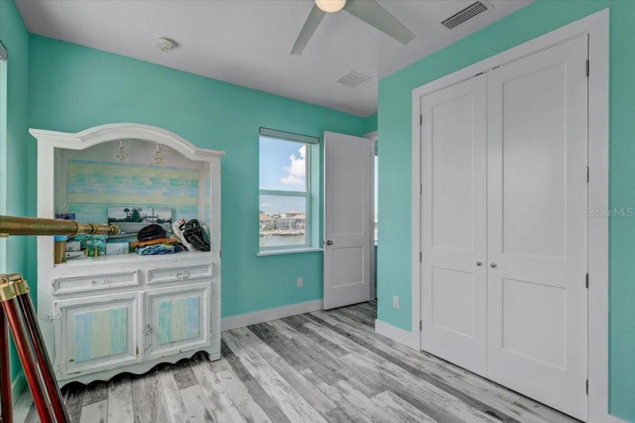 4389 5th Isle Drive, Hernando Beach, FL 34607 Photo