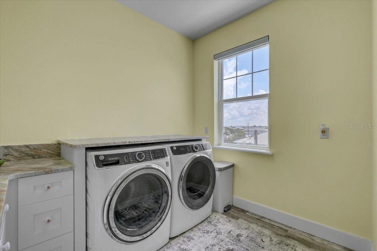 4389 5th Isle Drive, Hernando Beach, FL 34607 Photo