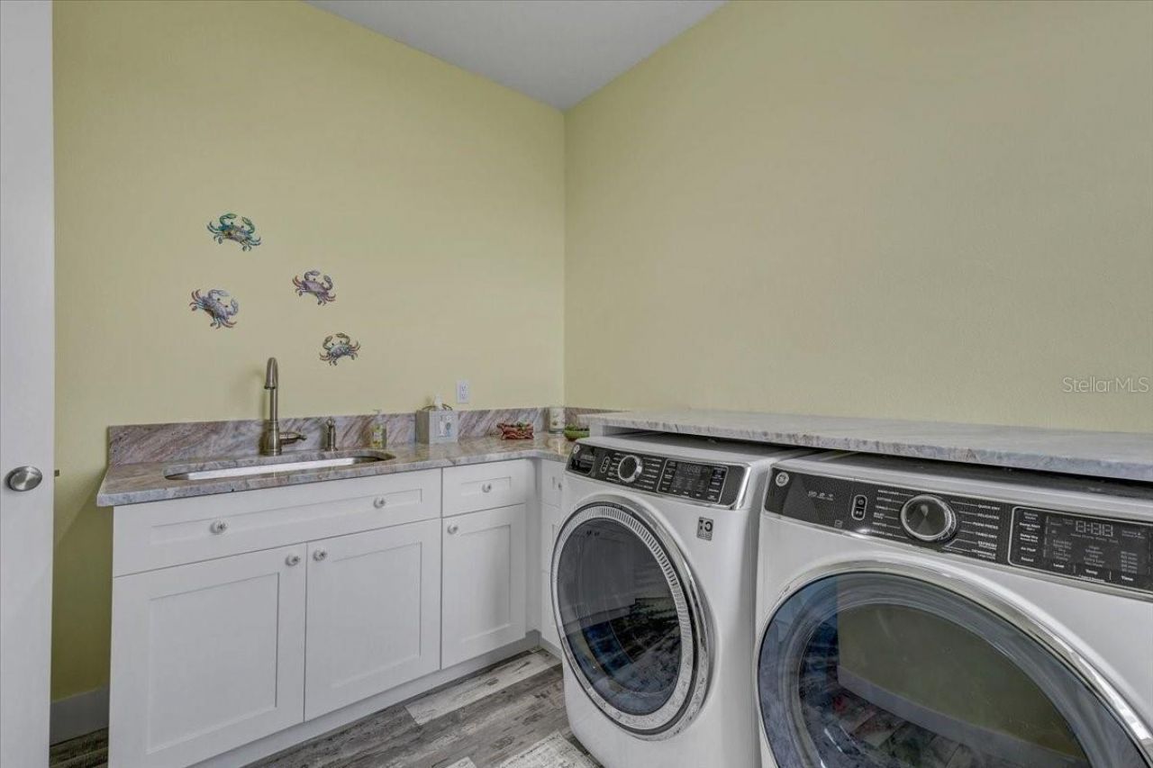 4389 5th Isle Drive, Hernando Beach, FL 34607 Photo
