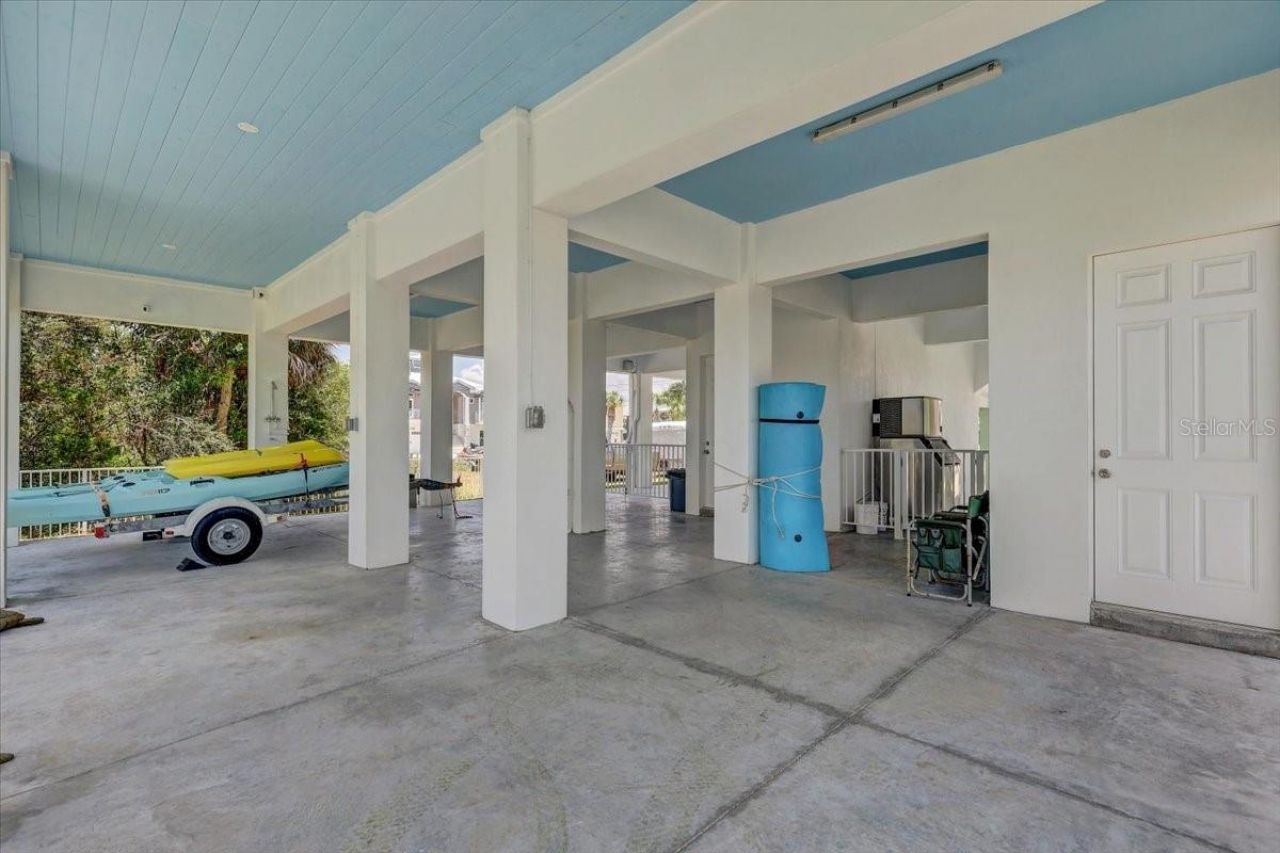 4389 5th Isle Drive, Hernando Beach, FL 34607 Photo