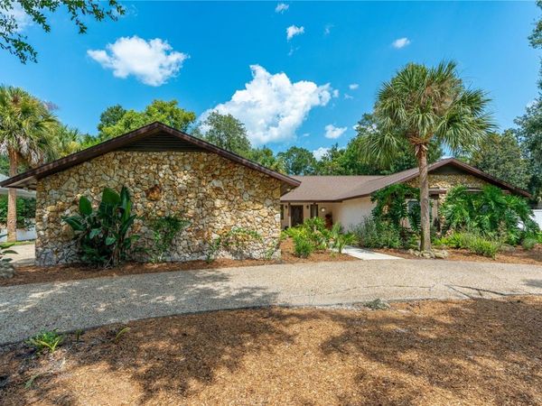 201 RIO PINAR DRIVE , ORMOND BEACH, FL 32174
