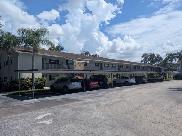 9881 113TH STREET, Unit 220, SEMINOLE, FL 33772