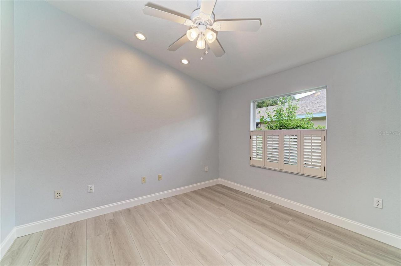 7488 Eleanor Circle, Sarasota, FL 34243 Photo