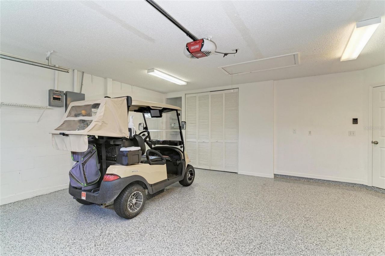 7488 Eleanor Circle, Sarasota, FL 34243 Photo