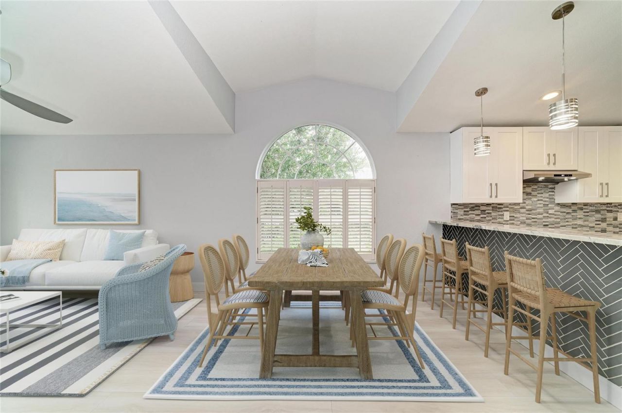 7488 Eleanor Circle, Sarasota, FL 34243 Photo