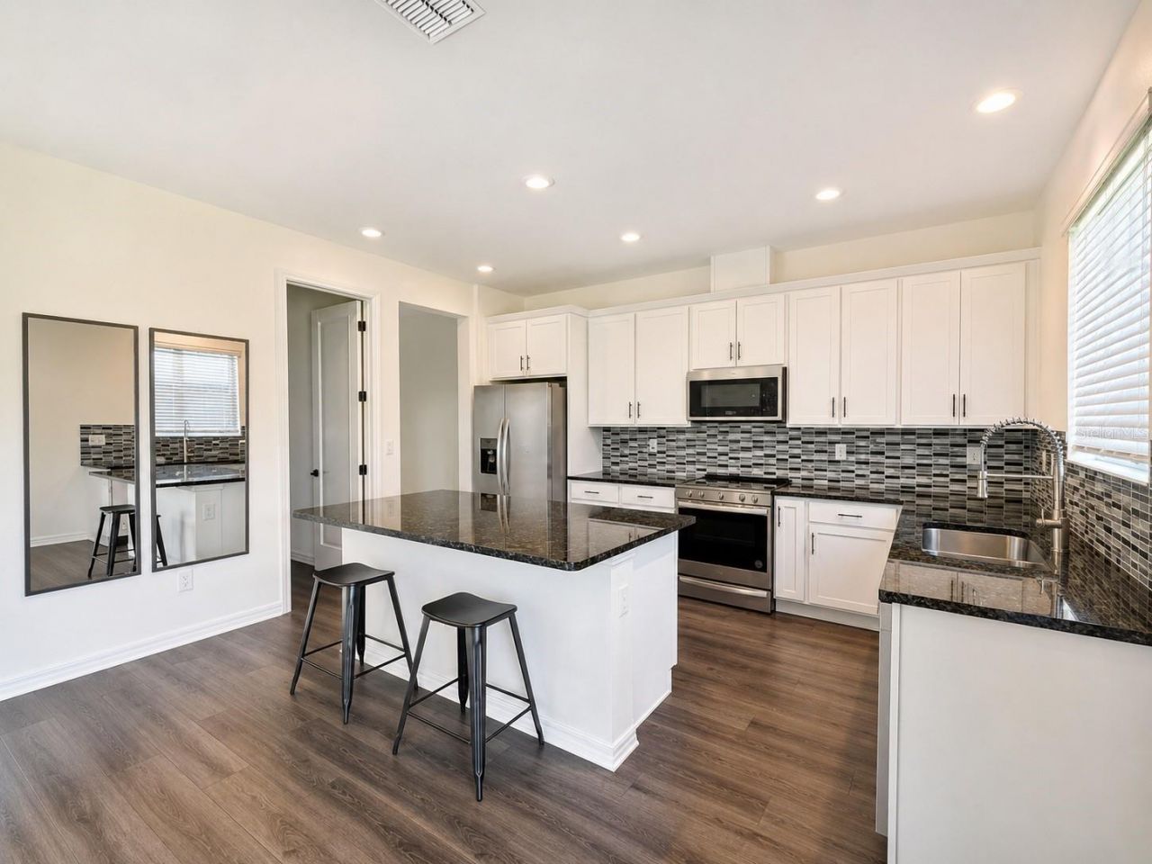 9589 Sandy Bluffs Circle, Parrish, FL 34219 Photo