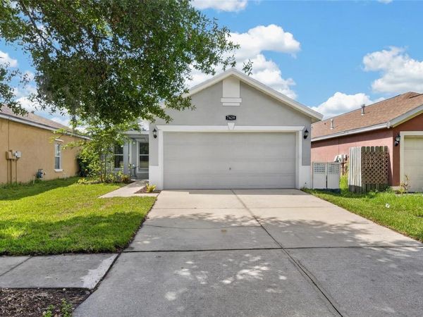 7629 DEVONBRIDGE GARDEN WAY , APOLLO BEACH, FL 33572