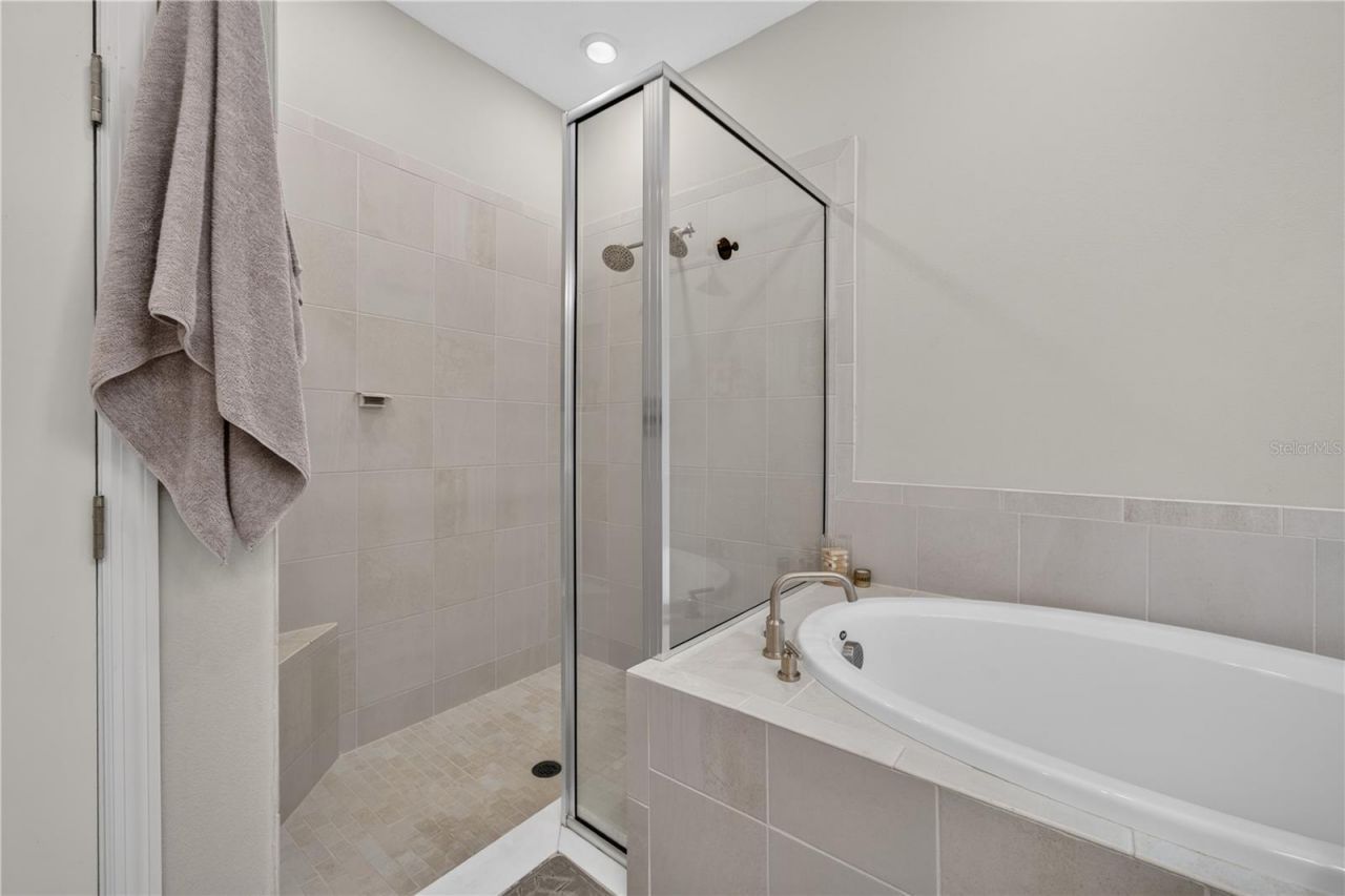 9284 Tequila Sunrise Drive, Sarasota, FL 34241 Photo