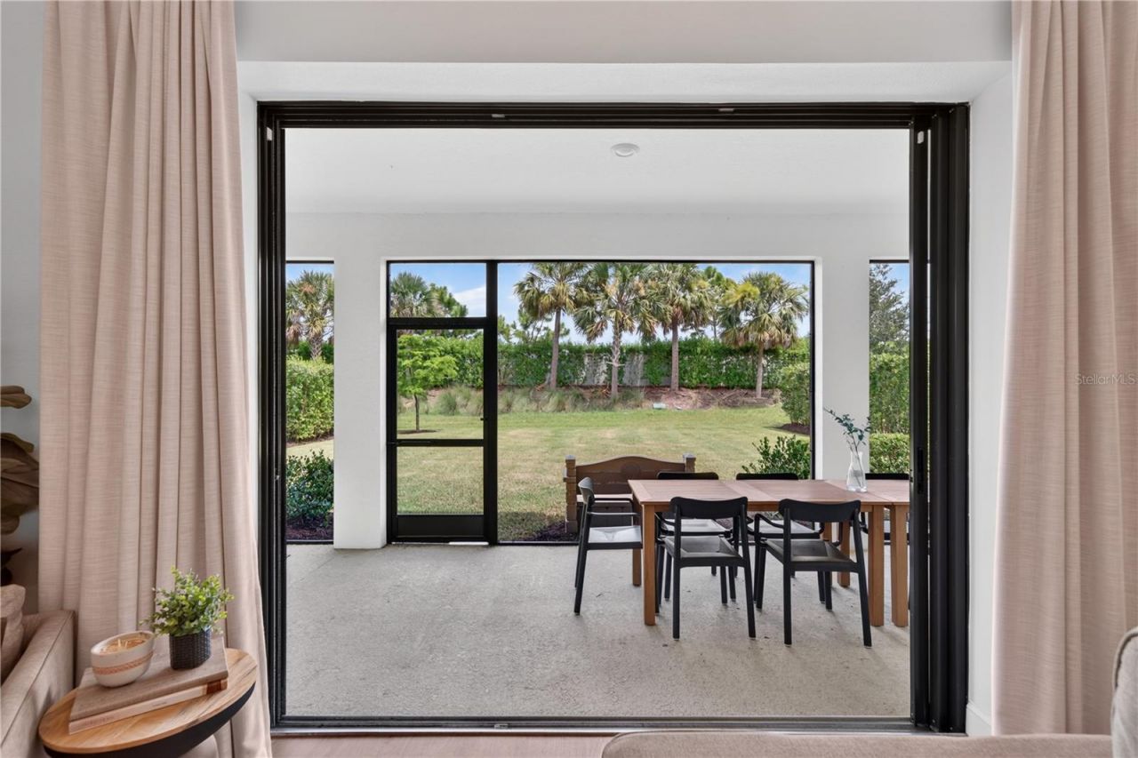 9284 Tequila Sunrise Drive, Sarasota, FL 34241 Photo