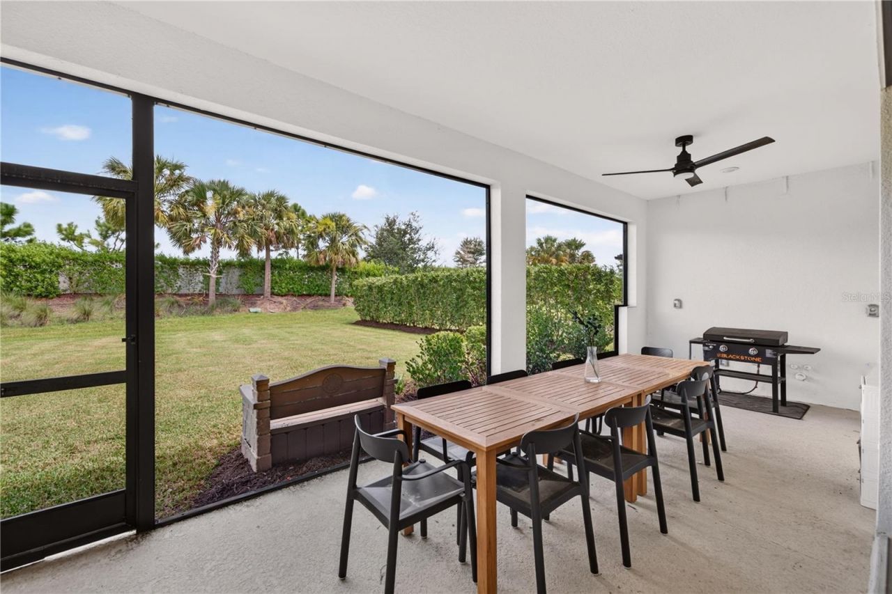 9284 Tequila Sunrise Drive, Sarasota, FL 34241 Photo