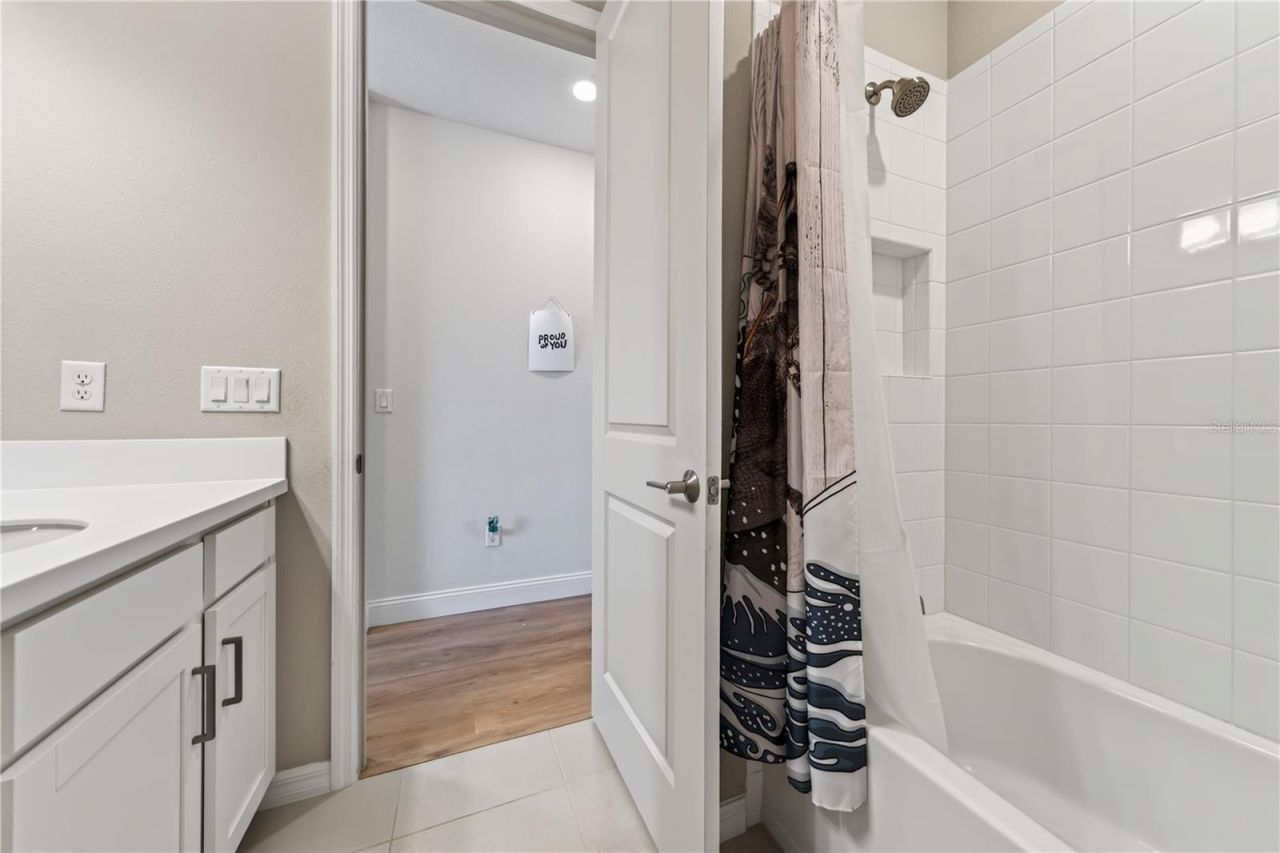 9284 Tequila Sunrise Drive, Sarasota, FL 34241 Photo