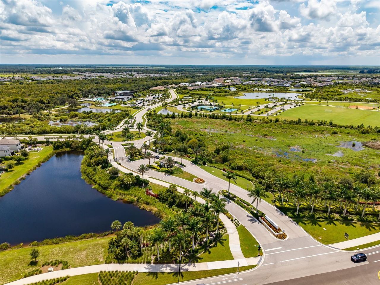 9284 Tequila Sunrise Drive, Sarasota, FL 34241 Photo