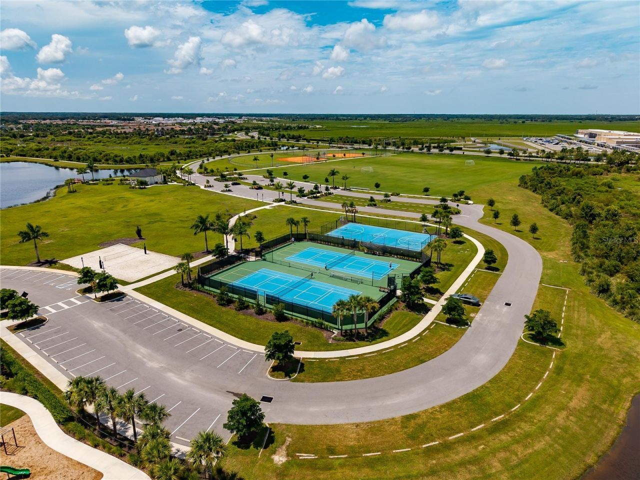 9284 Tequila Sunrise Drive, Sarasota, FL 34241 Photo