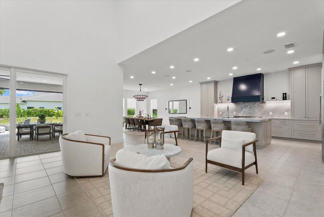 8129 Nevis Run, Lakewood Ranch, FL 34202 Photo