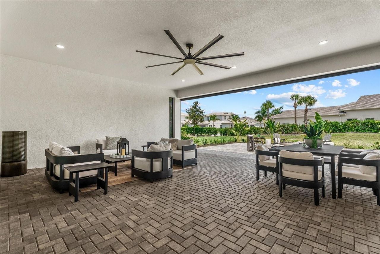 8129 Nevis Run, Lakewood Ranch, FL 34202 Photo
