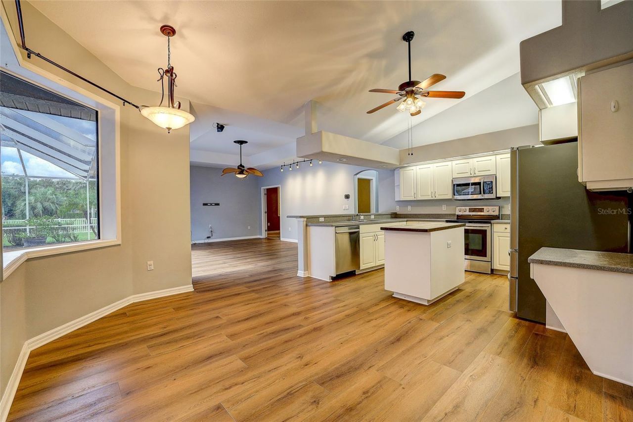 143 Mill Run E, Bradenton, FL 34212 Photo