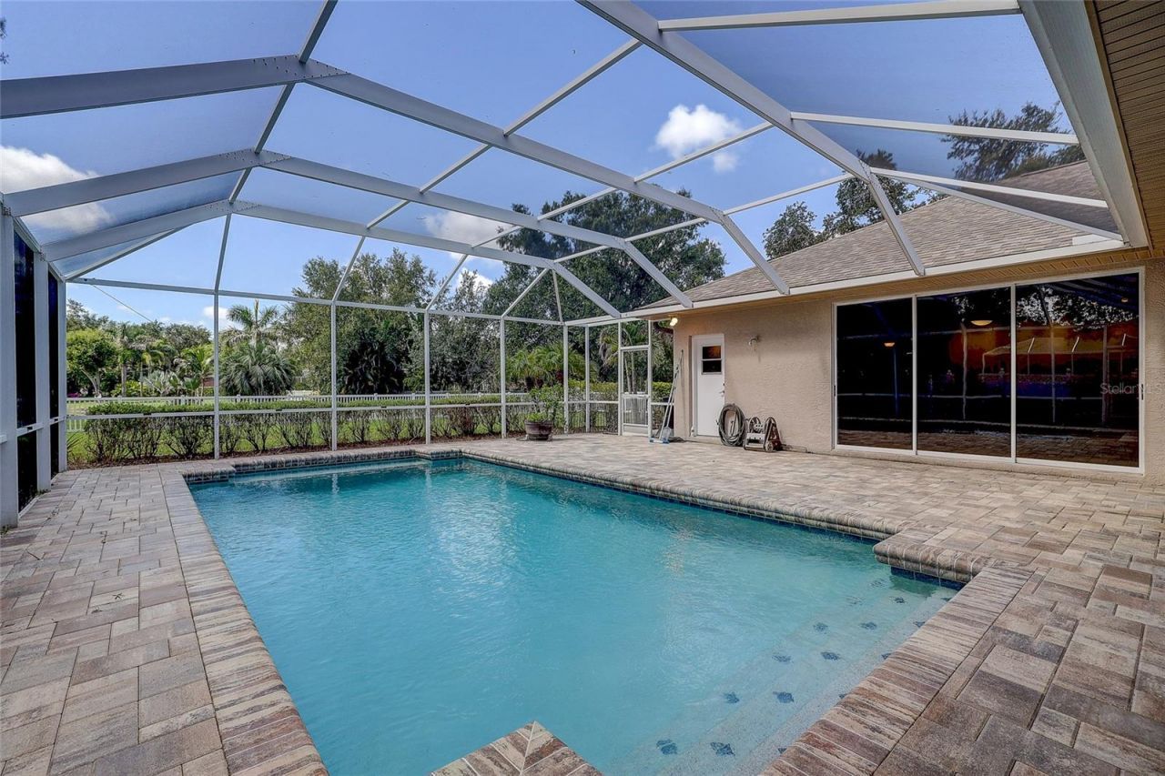 143 Mill Run E, Bradenton, FL 34212 Photo
