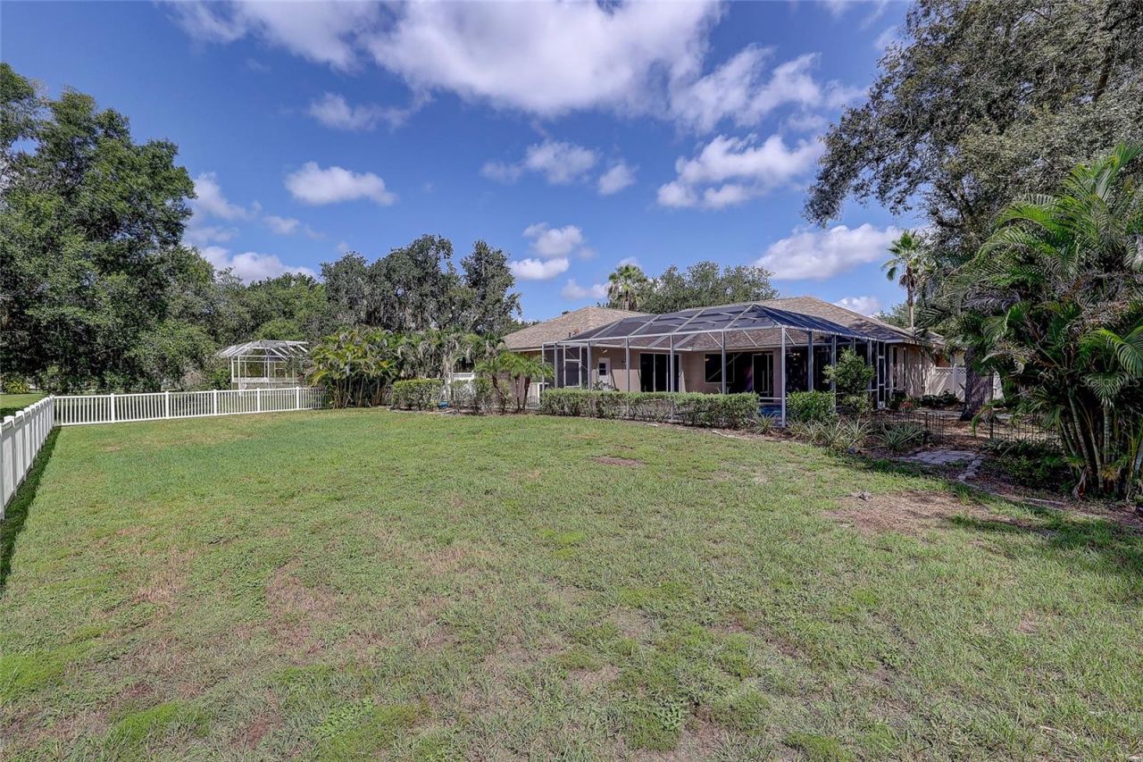 143 Mill Run E, Bradenton, FL 34212 Photo