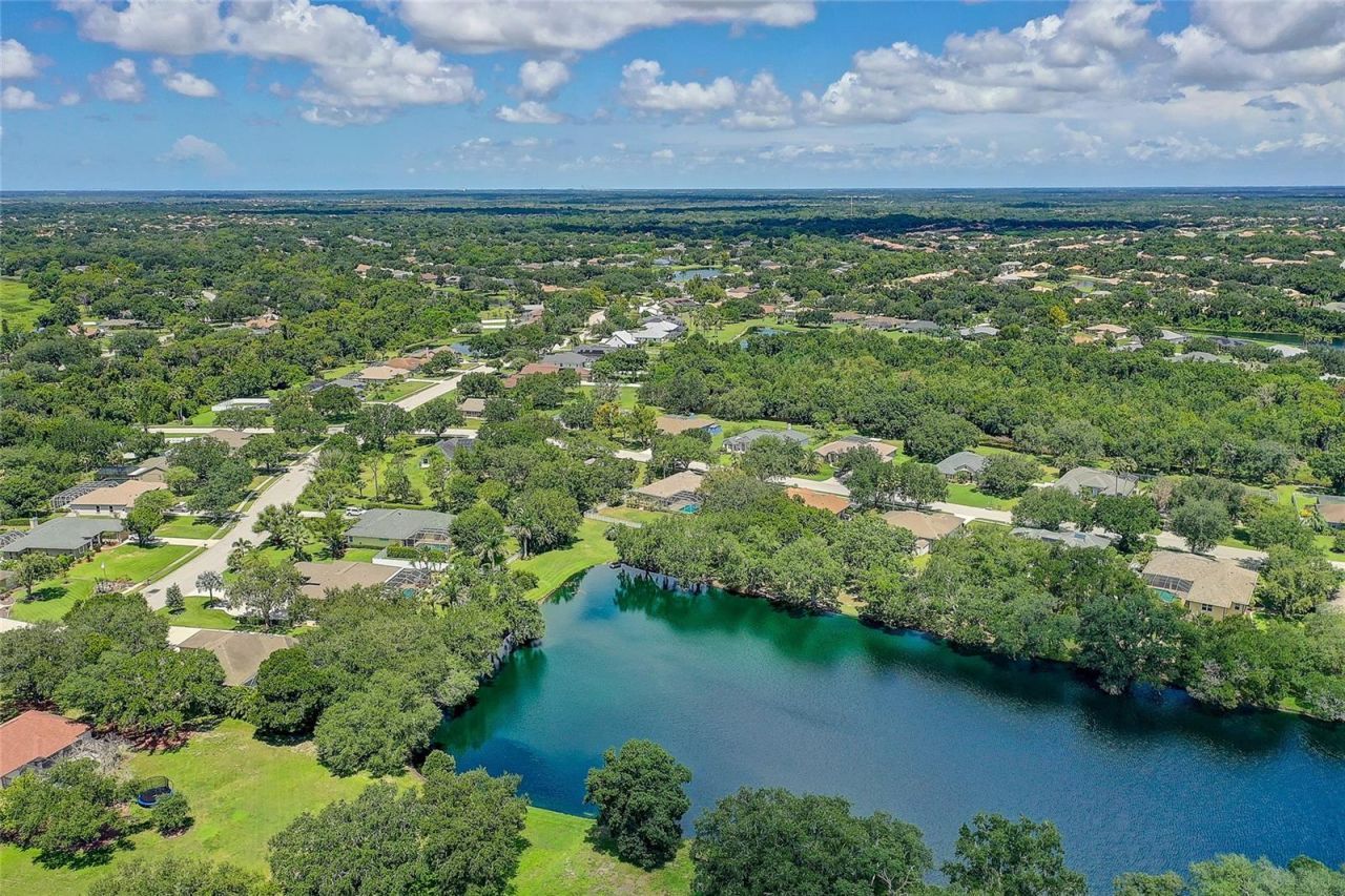 143 Mill Run E, Bradenton, FL 34212 Photo
