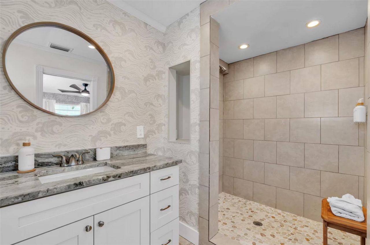 5211 17th Avenue W, Bradenton, FL 34209 Photo