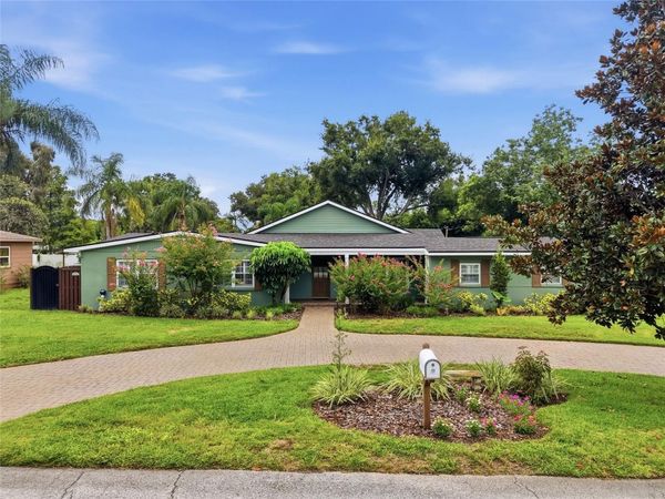 1216 S PINE LAKE DRIVE , TAMPA, FL 33612