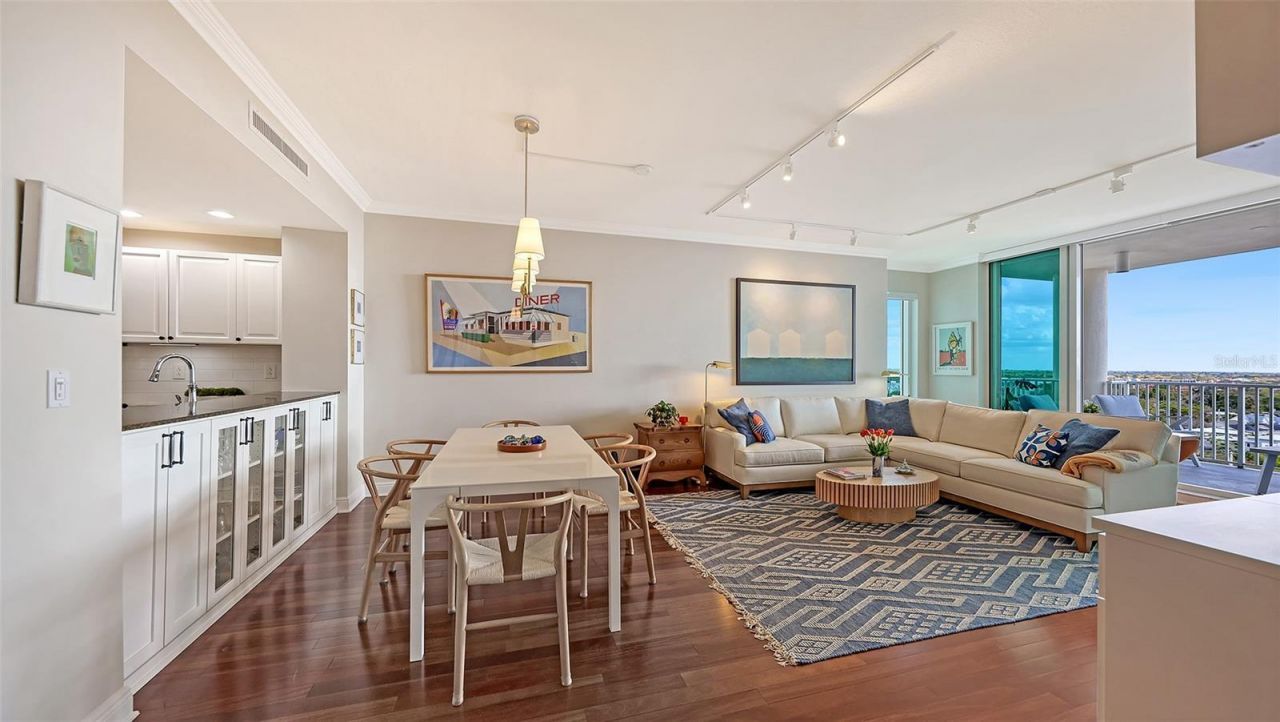 1771 Ringling Boulevard, Unit 1008, Sarasota, FL 34236 Photo