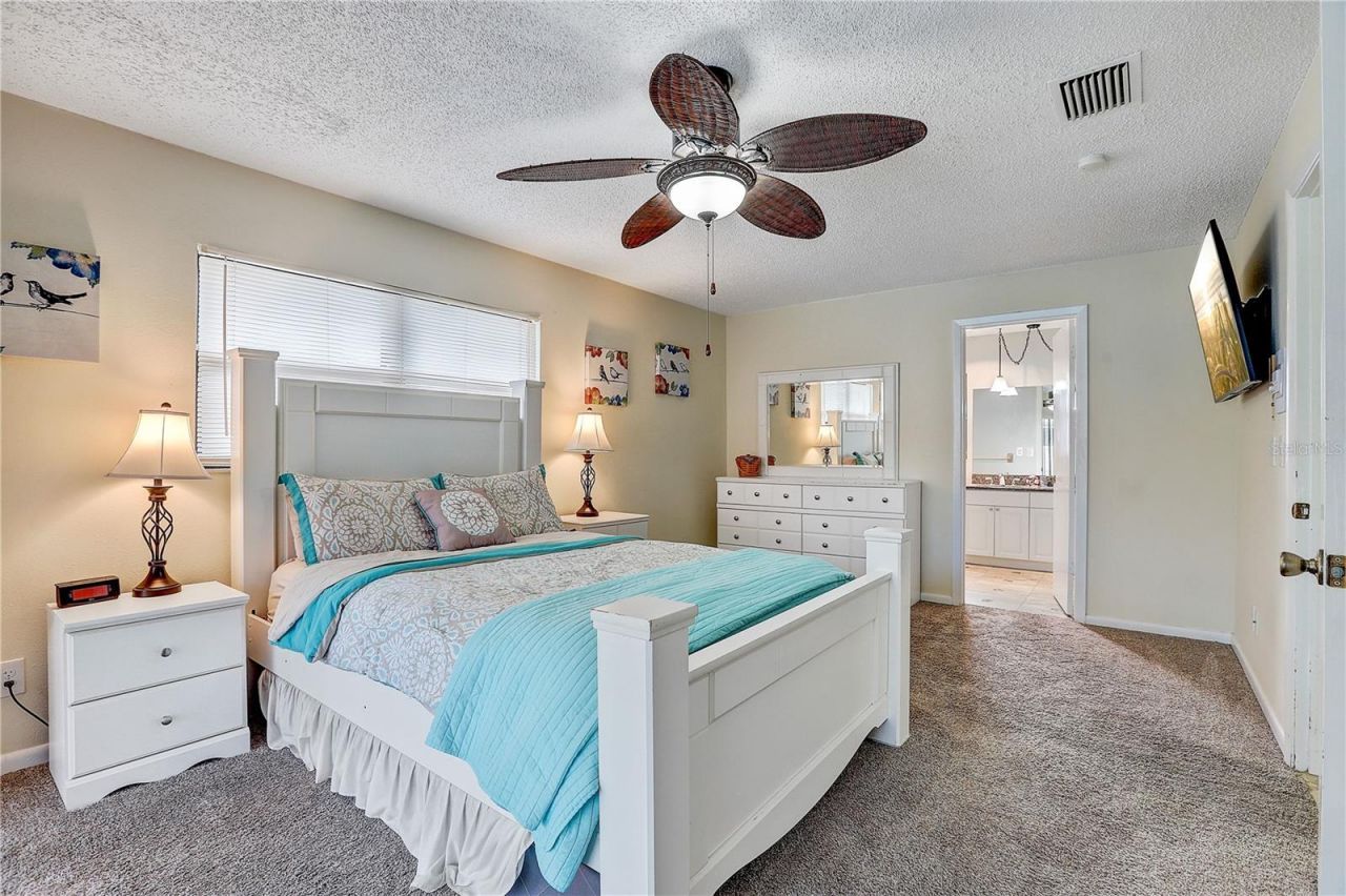 756 Flamingo Drive, Apollo Beach, FL 33572 Photo