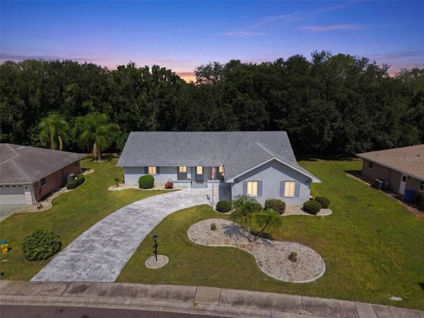 1803 NEW BEDFORD DRIVE , SUN CITY CENTER, FL 33573