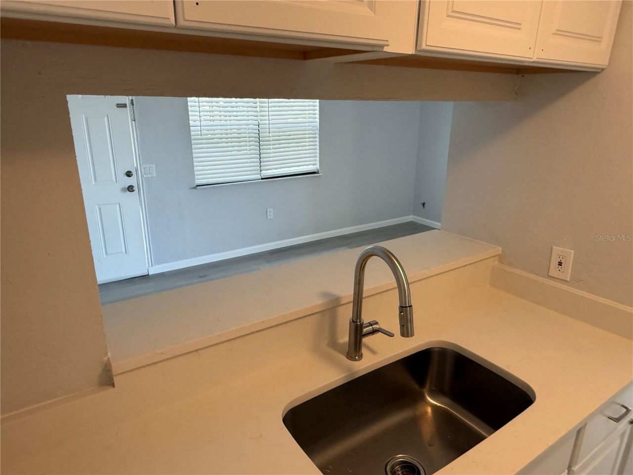 3001 58th Avenue S, Unit 613, Saint Petersburg, FL 33712 Photo