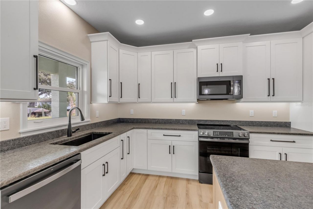 124 Indian Creek Road, Oak Hill, FL 32759 Photo