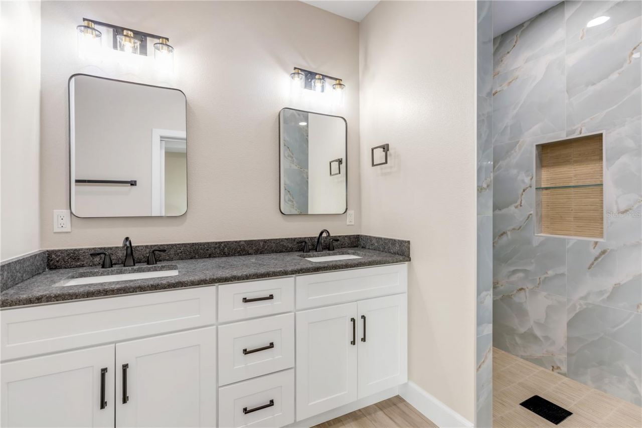 124 Indian Creek Road, Oak Hill, FL 32759 Photo