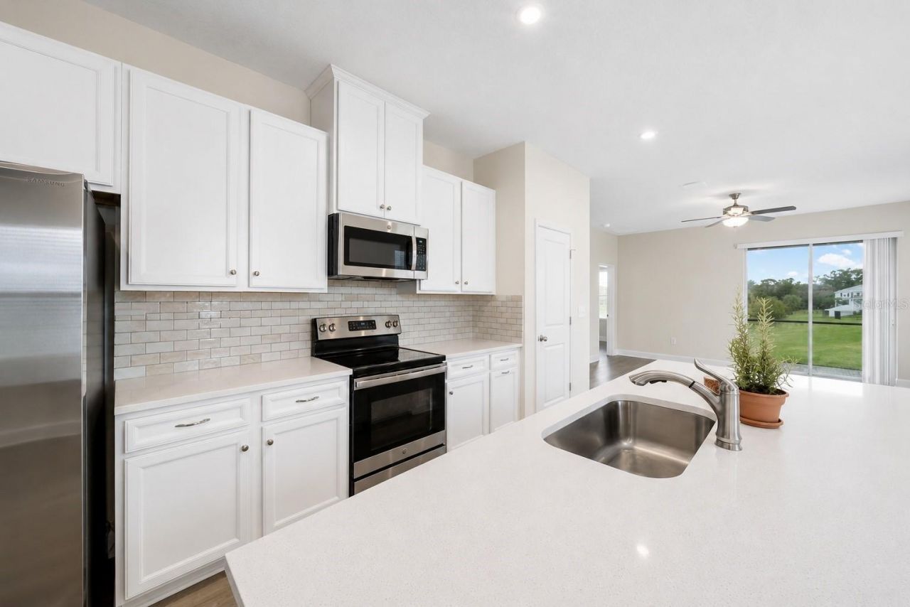 14008 Crimson Avenue , Bradenton, FL 34211 Photo