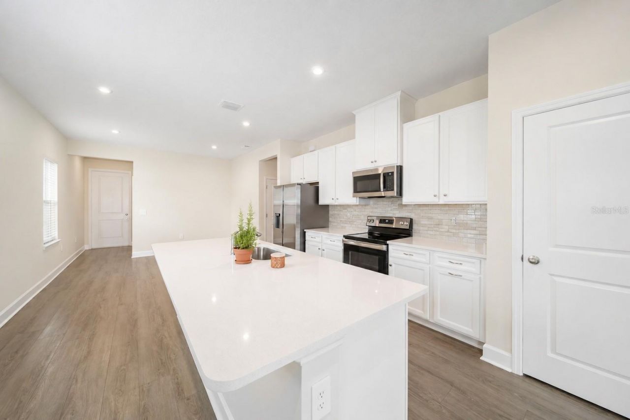14008 Crimson Avenue , Bradenton, FL 34211 Photo